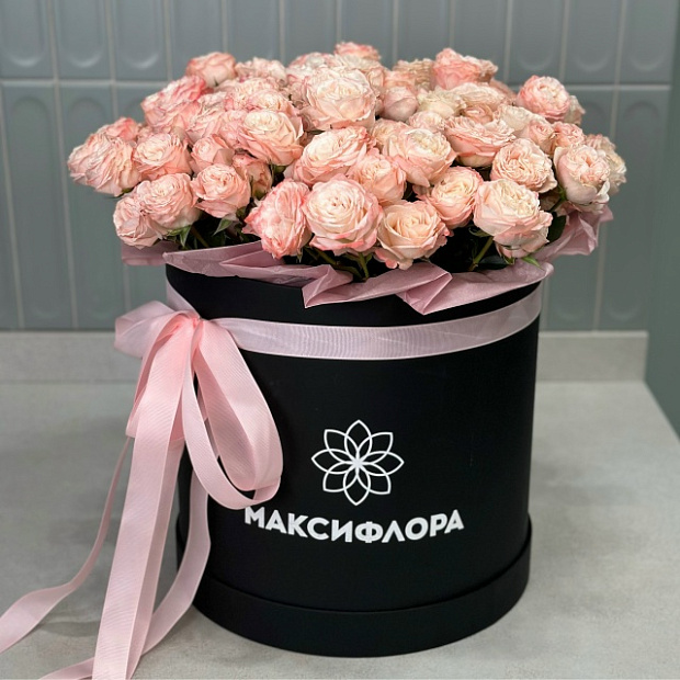 Композиция из 15 пионовидных кустовых роз Бомбастик  4