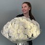 Букет из 25 белых кустовых хризантем  2